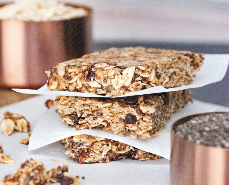 Healthy No-Bake Oatmeal Bars, Raise Magazine